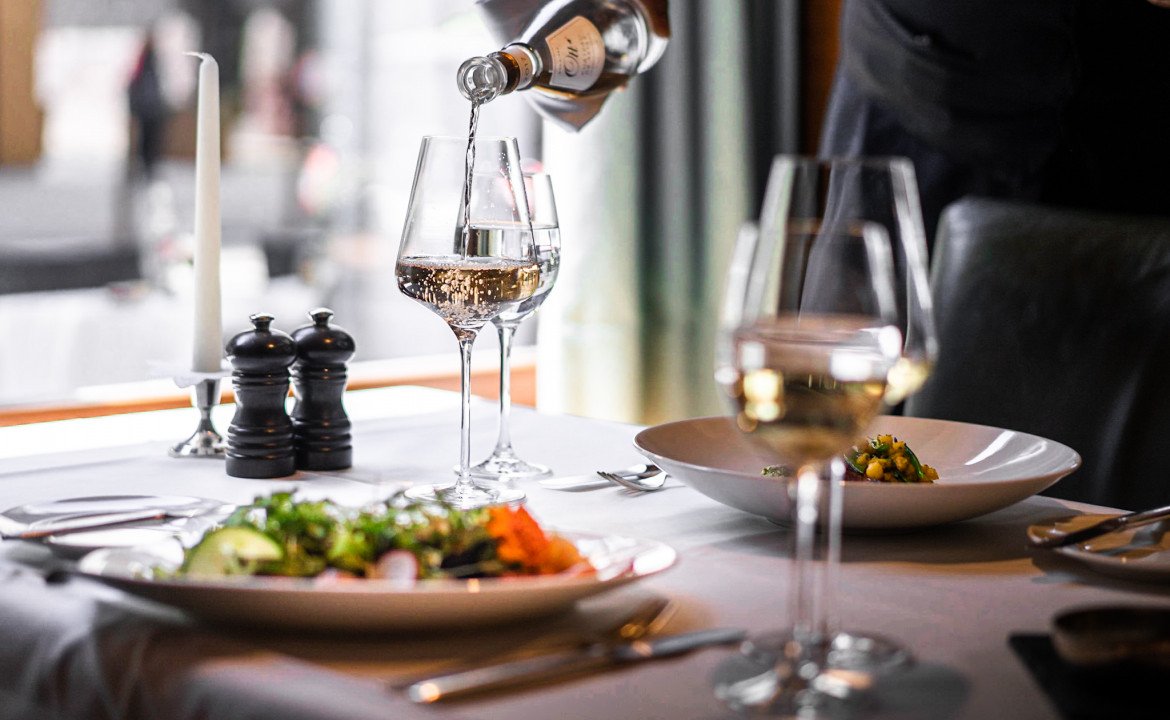 restaurant le poisson hotel glaernishchof zuerich3